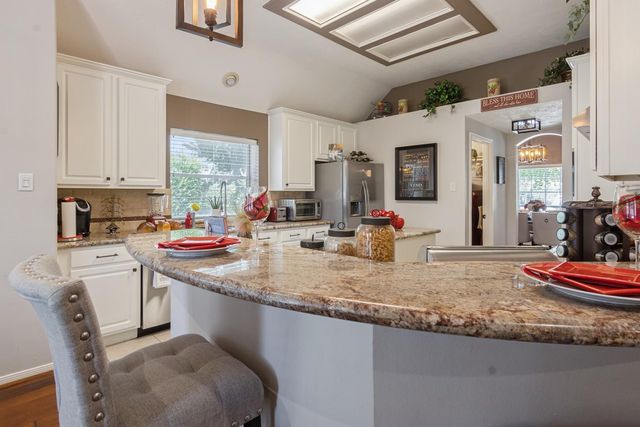 11515 Brown Trail, Tomball, TX 77377