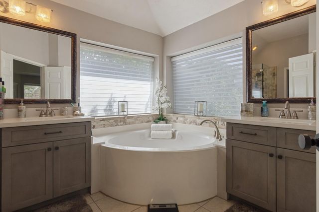 11515 Brown Trail, Tomball, TX 77377