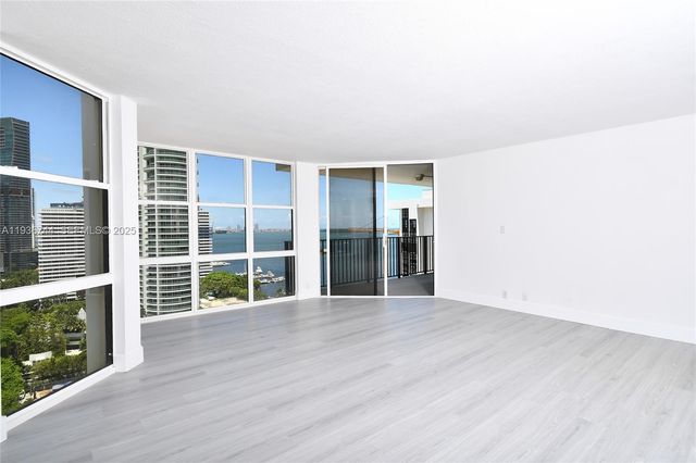 1901 Brickell Avenue B2209, Miami, FL 33129
