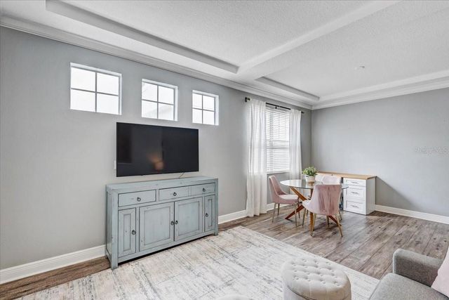 7204 S SAINT PATRICK STREET, Tampa, FL 33616