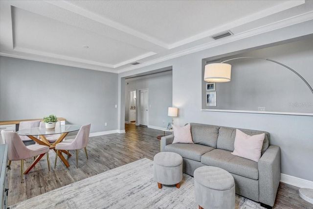 7204 S SAINT PATRICK STREET, Tampa, FL 33616