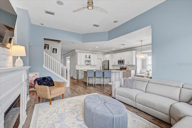 7204 S SAINT PATRICK STREET, Tampa, FL 33616