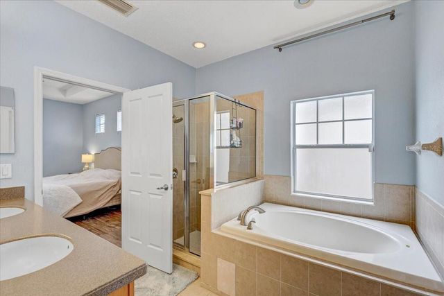 7204 S SAINT PATRICK STREET, Tampa, FL 33616