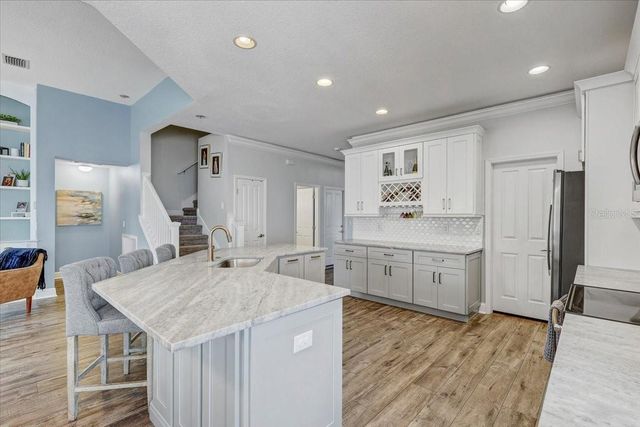 7204 S SAINT PATRICK STREET, Tampa, FL 33616