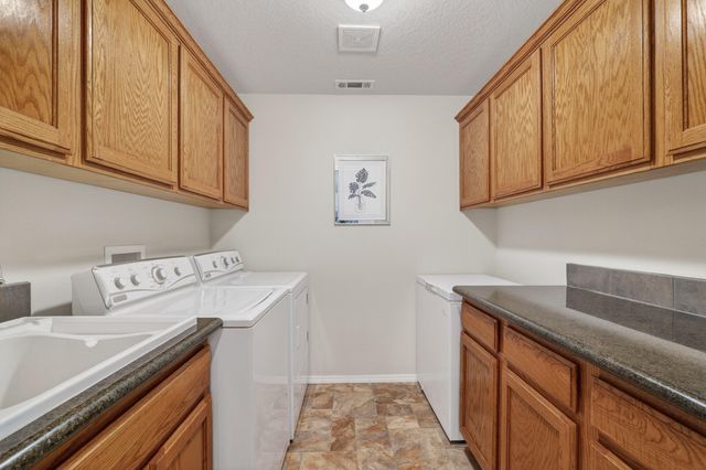 190 Detrick Drive, Grants Pass, OR 97527