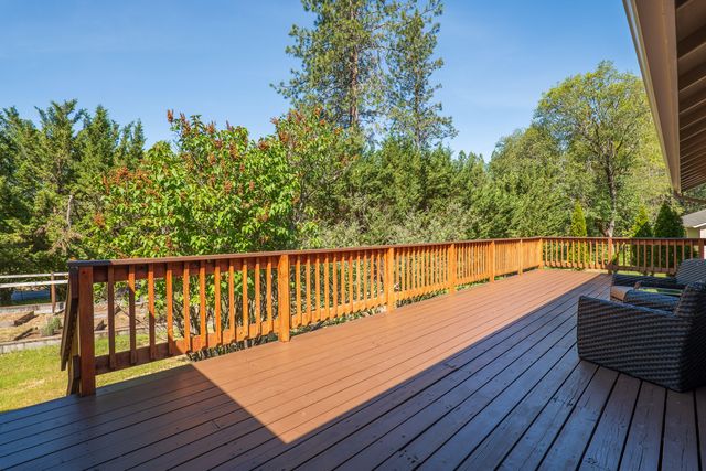 190 Detrick Drive, Grants Pass, OR 97527