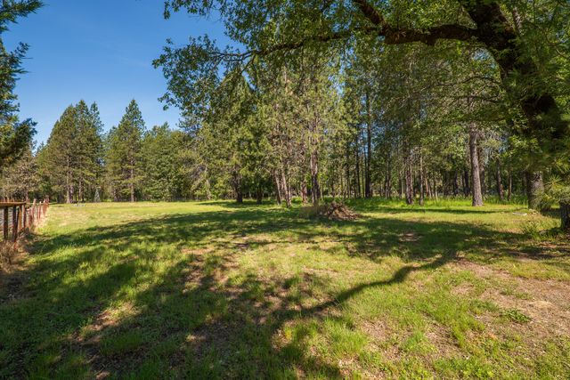 190 Detrick Drive, Grants Pass, OR 97527