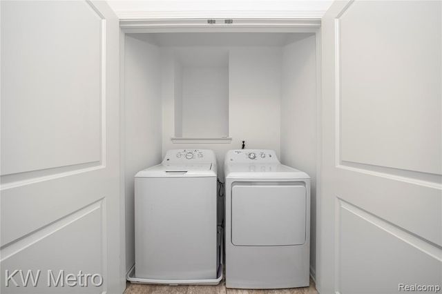 4636 Bradley Circle, Troy, MI 48085