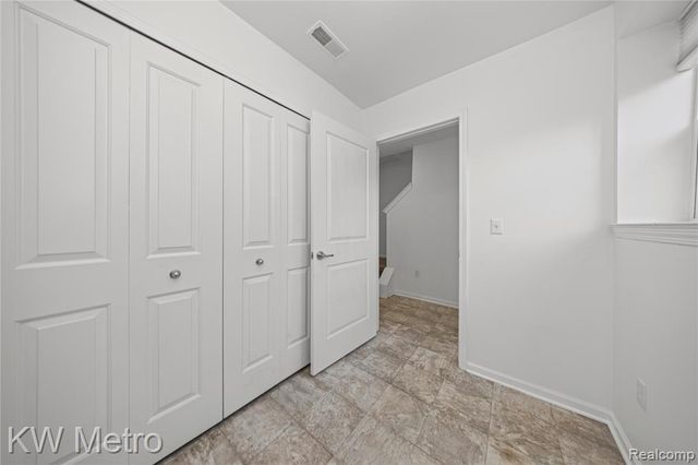 4636 Bradley Circle, Troy, MI 48085