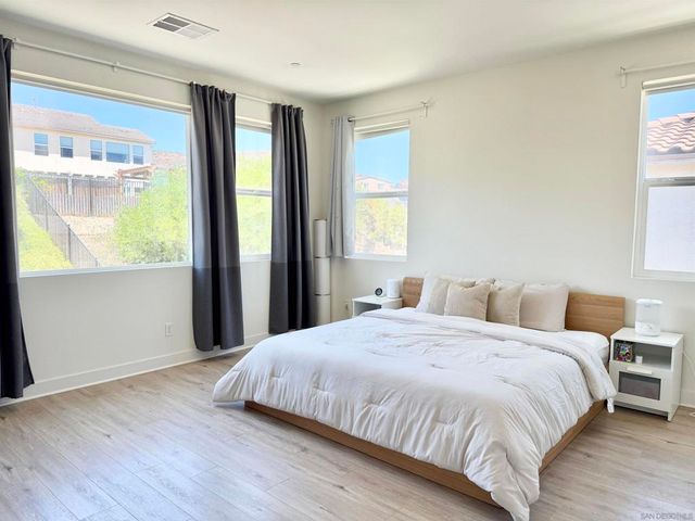 8866 Weston, Santee, CA 92071