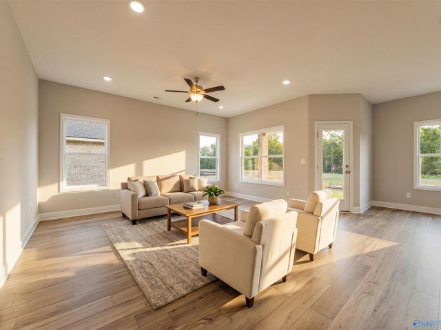 6220 Pisgah Drive NW, Huntsville, AL 35810