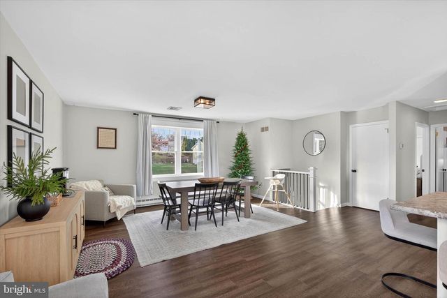 232 NEW ST, Terre Hill, PA 17581