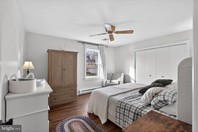 232 NEW ST, Terre Hill, PA 17581