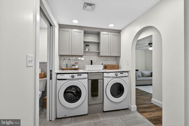 232 NEW ST, Terre Hill, PA 17581