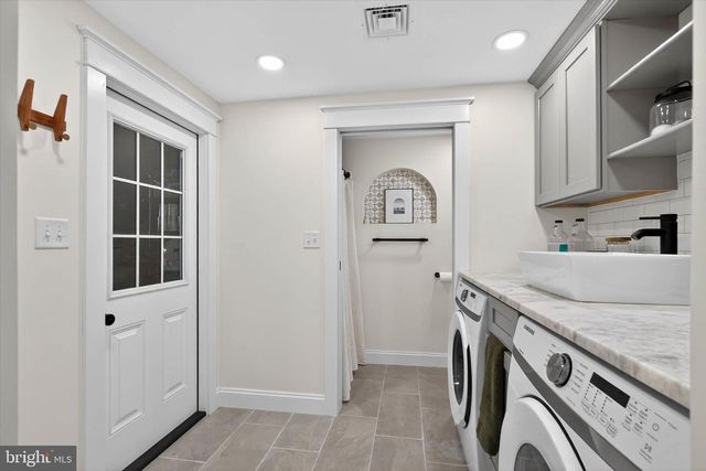 232 NEW ST, Terre Hill, PA 17581