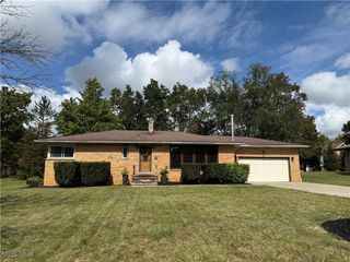 9912 Lynn Drive, North Royalton, OH 44133