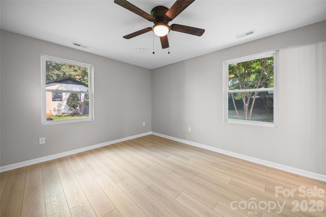 1421 Tyvola Road, Charlotte, NC 28210