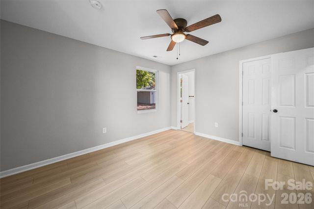 1421 Tyvola Road, Charlotte, NC 28210