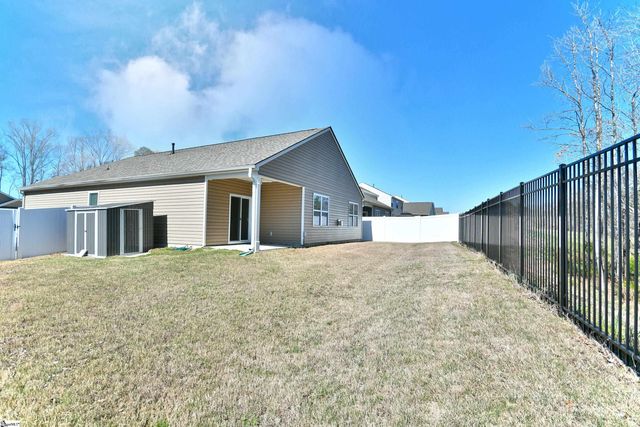 533 Gammon Lane, Fountain Inn, SC 29644