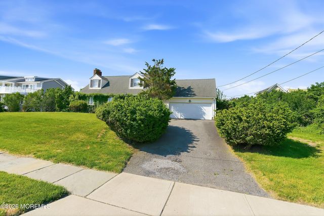 7 Lorraine Avenue, Spring Lake, NJ 07762