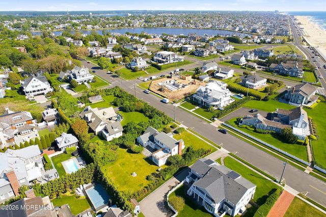 7 Lorraine Avenue, Spring Lake, NJ 07762