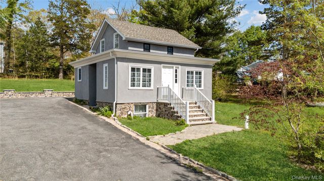 143 North Rocky Point Landing Road, Rocky Point, NY 11778