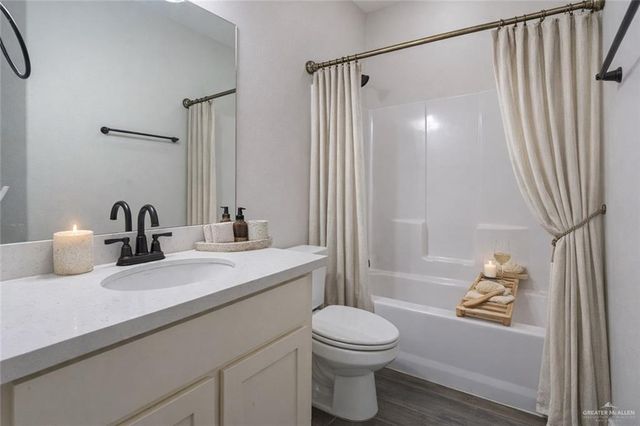 2416 Sonador Trail, Edinburg, TX 78541