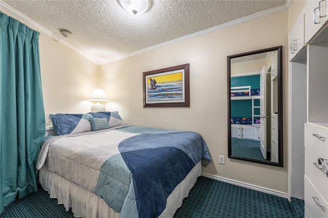 6102 Seawall Boulevard 245, Galveston, TX 77551