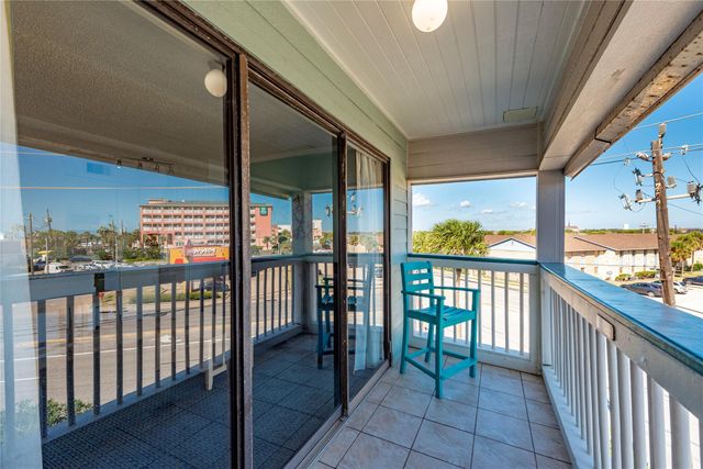 6102 Seawall Boulevard 245, Galveston, TX 77551