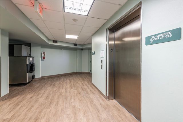 6102 Seawall Boulevard 245, Galveston, TX 77551