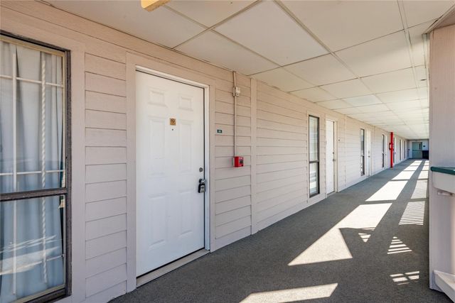 6102 Seawall Boulevard 245, Galveston, TX 77551