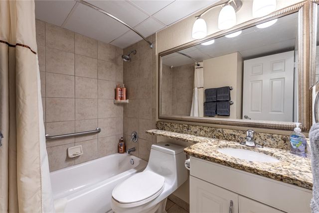 6102 Seawall Boulevard 245, Galveston, TX 77551