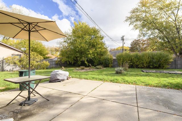 4960 N 89th STREET, Milwaukee, WI 53225