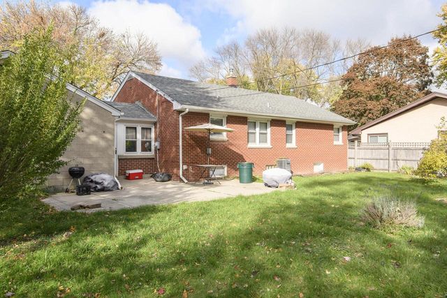 4960 N 89th STREET, Milwaukee, WI 53225