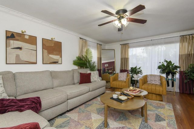 4960 N 89th STREET, Milwaukee, WI 53225