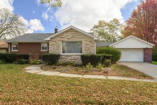 4960 N 89th STREET, Milwaukee, WI 53225