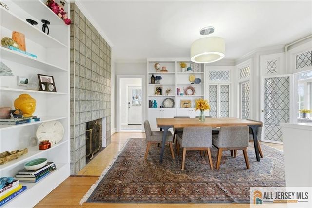 56 Oak Avenue, Metuchen, NJ 08840