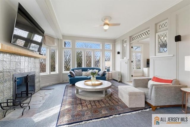 56 Oak Avenue, Metuchen, NJ 08840