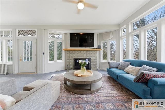 56 Oak Avenue, Metuchen, NJ 08840