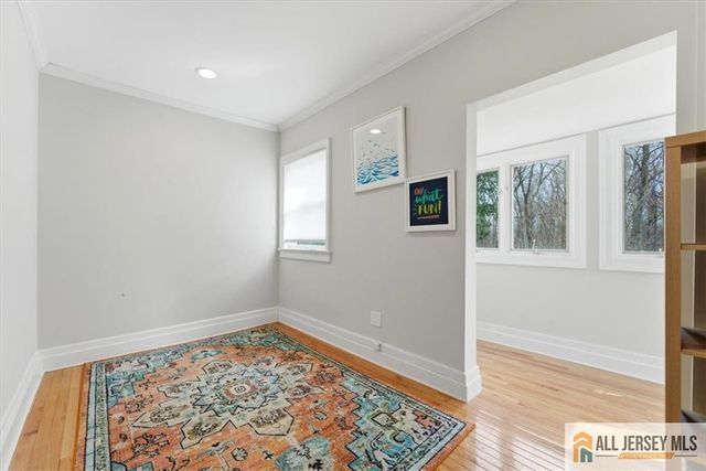 56 Oak Avenue, Metuchen, NJ 08840