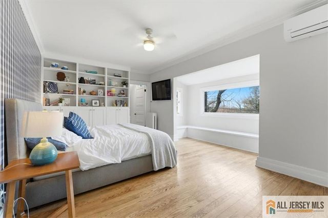 56 Oak Avenue, Metuchen, NJ 08840