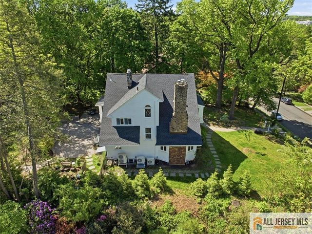 56 Oak Avenue, Metuchen, NJ 08840
