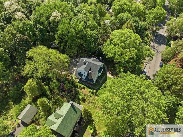 56 Oak Avenue, Metuchen, NJ 08840