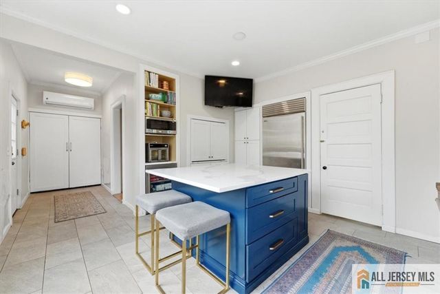 56 Oak Avenue, Metuchen, NJ 08840