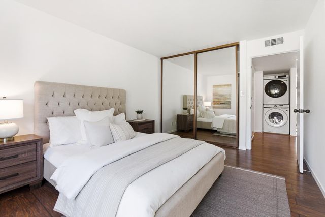 58 E Poplar Avenue 4, San Mateo, CA 94401