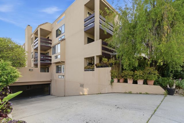 58 E Poplar Avenue 4, San Mateo, CA 94401