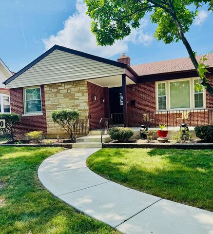 1540 Norfolk Avenue, Westchester, IL 60154