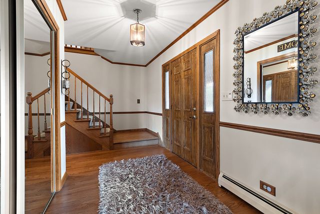 8257 Chertsey Court, Orland Park, IL 60462