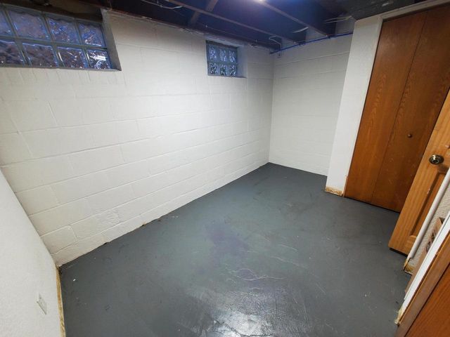 2916 S 48th STREET, Milwaukee, WI 53219