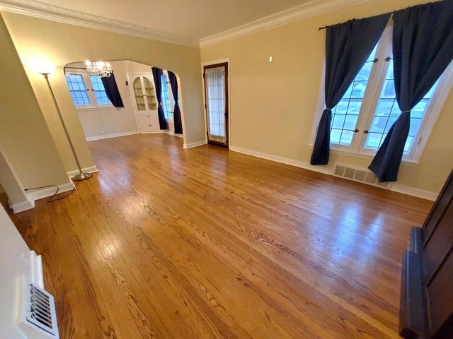 2916 S 48th STREET, Milwaukee, WI 53219